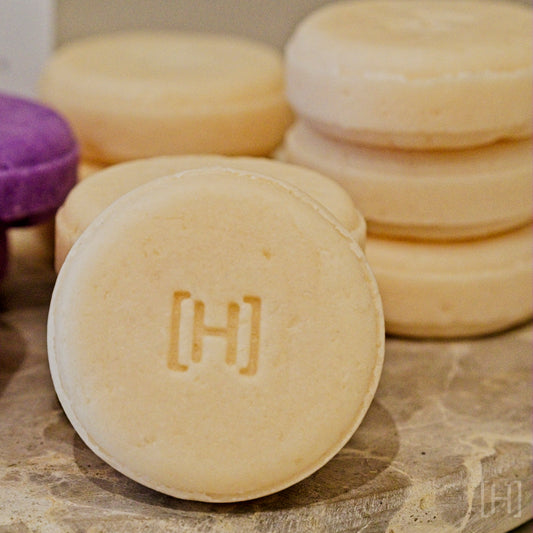 Sulfate-free Soothing Almond Shampoo Bar